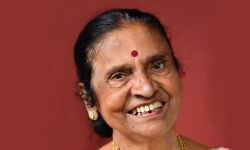 നടി കോഴിക്കോട് ശാരദ അന്തരിച്ചു