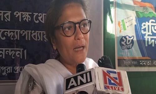 ത്രിപുര: 102 ട്വിറ്റര് അക്കൗണ്ടുകള്ക്കെതിരേ യുഎപിഎ; ത്രിപുര പോലിസിനെ രൂക്ഷമായി വിമര്ശിച്ച് തൃണമൂല് എംപി ത്രിപുര: 102 ട്വിറ്റര് അക്കൗണ്ടുകള്ക്കെതിരേ യുഎപിഎ; ത്രിപുര പോലിസിനെ രൂക്ഷമായി വിമര്ശിച്ച് തൃണമൂല് എംപി