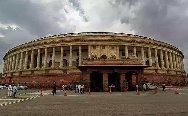 എംപി ഫണ്ട് പുനഃസ്ഥാപിച്ചു; ഈ സാമ്പത്തിക വര്‍ഷം രണ്ടു കോടി അനുവദിക്കും