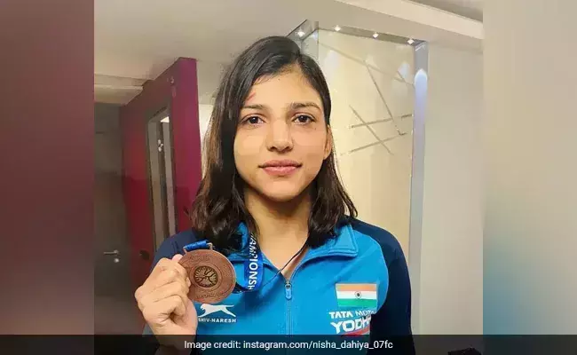 സത്യമല്ല; തന്റെ മരണ വാര്ത്ത നിഷേധിച്ച് ദേശീയ ഗുസ്തി താരം നിഷാ ദഹിയ സത്യമല്ല; തന്റെ മരണ വാര്ത്ത നിഷേധിച്ച് ദേശീയ ഗുസ്തി താരം നിഷാ ദഹിയ