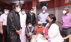 ദുരിതാശ്വാസ ക്യാംപുകളില്‍ നേരിട്ടെത്തി സ്റ്റാലിന്‍