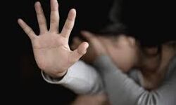 അധ്യാപകന് ലൈംഗികമായി പീഡിപ്പിച്ചു; പ്ലസ് ടു വിദ്യാര്ഥിനി ജീവനൊടുക്കി അധ്യാപകന് ലൈംഗികമായി പീഡിപ്പിച്ചു; പ്ലസ് ടു വിദ്യാര്ഥിനി ജീവനൊടുക്കി