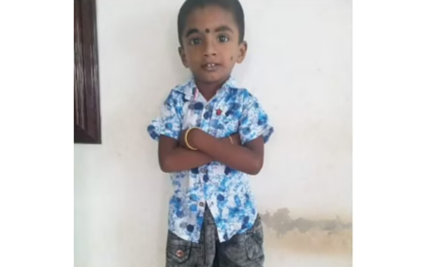 ഒഴുക്കില്പ്പെട്ട് കാണാതായ മൂന്നു വയസ്സുകാരന്റെ മൃതദേഹം കണ്ടെത്തി ഒഴുക്കില്പ്പെട്ട് കാണാതായ മൂന്നു വയസ്സുകാരന്റെ മൃതദേഹം കണ്ടെത്തി