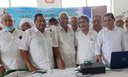 കാഞ്ഞങ്ങാട്: ഹജ്ജ് ഹെല്‍പ് ഡെസ്‌ക്ക് ഉദ്ഘാടനം ചെയ്തു