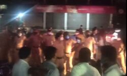 ഹോട്ടല്‍ അടപ്പിക്കാനുള്ള പോലിസ് ശ്രമം സംഘര്‍ഷത്തില്‍ കലാശിച്ചു; പൂവാട്ടുപറമ്പില്‍ വ്യാപാരികളുടെ ഹര്‍ത്താല്‍ തുടങ്ങി