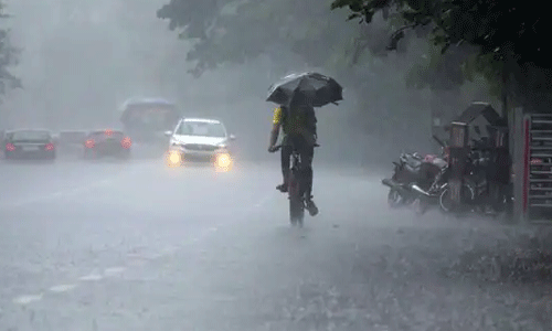 സംസ്ഥാനത്ത് അഞ്ച് ദിവസം കനത്ത മഴയും മിന്നലും; വിവിധ ജില്ലകളില്‍ യെല്ലോ അലര്‍ട്ട്