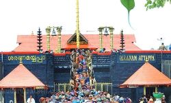 ശബരിമല ദര്‍ശനത്തിനായി എത്തിയ യുവതി പ്രതിഷേധത്തെതുടര്‍ന്ന് മടങ്ങി