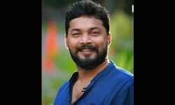 കോട്ടയത്ത് യുവാവ് ട്രെയിനിന് മുന്നില് ചാടി ജീവനൊടുക്കി കോട്ടയത്ത് യുവാവ് ട്രെയിനിന് മുന്നില് ചാടി ജീവനൊടുക്കി