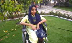 പരിമിതികളെ കഴിവുകളാക്കി ശ്രദ്ധേയമായ നേട്ടവുമായി അസ്‌ന ഷെറിന്‍