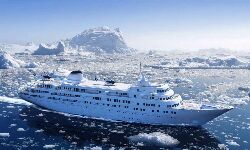 ആഡംബര കപ്പലുകളിലെ കേമന്‍ വൈ 910 സൂപ്പര്‍ യാക്കറ്റ് ലേലത്തിന് വയ്ക്കുന്നു