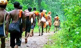 മാനം തെളിഞ്ഞു: ശബരിമലയില് തീര്ഥാടകര്ക്കുള്ള വിലക്ക് നീക്കി മാനം തെളിഞ്ഞു: ശബരിമലയില് തീര്ഥാടകര്ക്കുള്ള വിലക്ക് നീക്കി