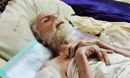 ചികില്‍സ നല്‍കിയില്ലെന്ന ആരോപണം തള്ളി ഹോട്ടലുടമ; കോവളത്ത് അവശനിലയിലായ വിദേശിയെ നാട്ടിലെത്തിക്കാനുള്ള നടപടി തുടങ്ങി