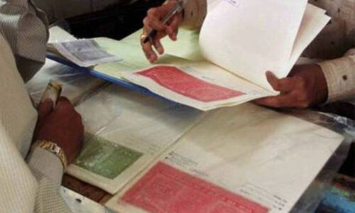 മലപ്പുറം ജില്ലയില്‍ മുദ്രപത്രങ്ങള്‍ കിട്ടാനില്ല; രജിസ്‌ട്രേഷനുകള്‍ മുടങ്ങുന്നു