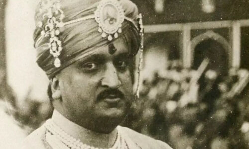 കശ്മീരിനെ സ്വതന്ത്ര ഹിന്ദു രാജ്യമാക്കാന് ശ്രമിച്ച രാജാ ഹരിസിംഗിന്റെ കഥ കശ്മീരിനെ സ്വതന്ത്ര ഹിന്ദു രാജ്യമാക്കാന് ശ്രമിച്ച രാജാ ഹരിസിംഗിന്റെ കഥ