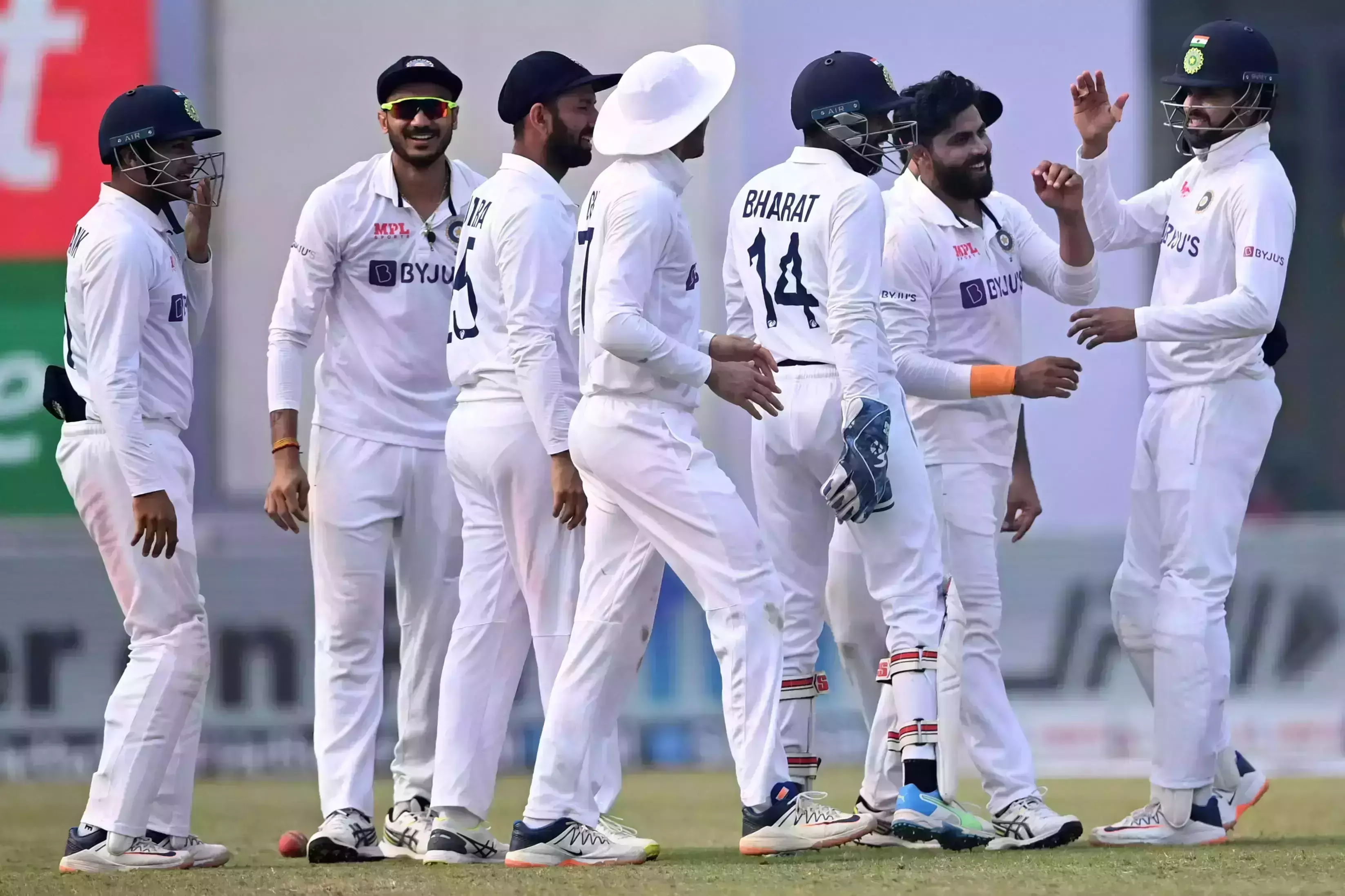 അവസാന വിക്കറ്റ് നേടാനാവാതെ ഇന്ത്യ; കാണ്‍പൂര്‍ ടെസ്റ്റ് സമനിലയിലാക്കി കിവികള്‍