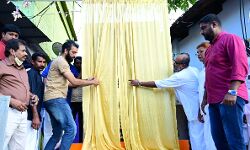 തിരക്കഥാകൃത്ത് റമീസ് മുഹമ്മദ് ഫ്രീഡം സ്‌ക്വയര്‍ നാടിന് സമർപ്പിച്ചു