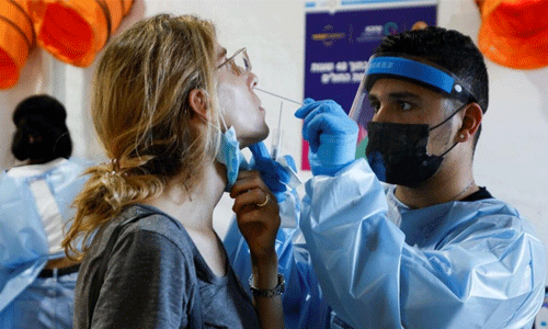 യുഎഇയില് ഒമിക്രോണ് ആദ്യ കേസ് സ്ഥിരീകരിച്ചു; രോഗ ലക്ഷണങ്ങളില്ല യുഎഇയില് ഒമിക്രോണ് ആദ്യ കേസ് സ്ഥിരീകരിച്ചു; രോഗ ലക്ഷണങ്ങളില്ല