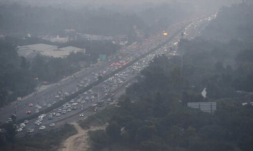 ഡല്‍ഹിയില്‍ വായു ഗുണനിലവാരം   വളരെ മോശം നിലയില്‍