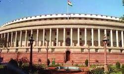 മുല്ലപ്പെരിയാര്‍ ഡികമ്മിഷന്‍ ചെയ്യണം; പാര്‍ലമെന്റില്‍ പ്രതിഷേധവുമായി യുഡിഎഫ് എംപിമാര്‍