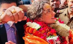 വിവാദങ്ങള്‍ക്കിടെ മഥുര സന്ദര്‍ശിച്ച് കങ്കണ; ദേശീയവാദികള്‍ക്കൊപ്പമെന്ന്