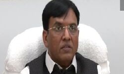 രാജ്യത്തെ മുന്‍ഗണനാ വിഭാഗത്തിലെ 50 ശതമാനംപേരും കൊവിഡ് വാക്‌സിന്‍ സ്വീകരിച്ചുകഴിഞ്ഞതായി ആരോഗ്യമന്ത്രി