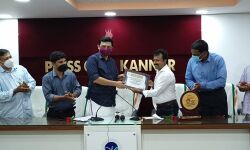 പദ്ധതി വിവരങ്ങള് സുതാര്യമാകണമെന്ന് മന്ത്രി റിയാസ് പദ്ധതി വിവരങ്ങള് സുതാര്യമാകണമെന്ന് മന്ത്രി റിയാസ്