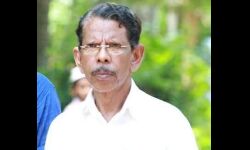 നാട്ടിലേക്കുള്ള യാത്രയ്ക്കിടെ പ്രവാസി മലയാളി വിമാനത്തില്‍ മരിച്ചു