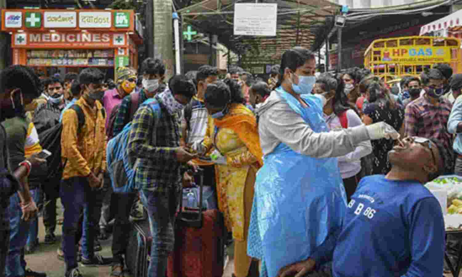 24 മണിക്കൂറിനിടെ രാജ്യത്ത് 6,822 പേര്ക്ക് കൊവിഡ്; 220 മരണം 24 മണിക്കൂറിനിടെ രാജ്യത്ത് 6,822 പേര്ക്ക് കൊവിഡ്; 220 മരണം
