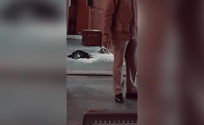 ഡല്‍ഹി കോടതിയില്‍ സ്‌ഫോടനം; പോലിസ് ഉദ്യോഗസ്ഥന് പരിക്ക്, കോടതി നടപടികള്‍ നിര്‍ത്തിവച്ചു