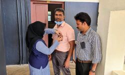 വിപിന് റാവത്തിന്റെ വേര്പാടില് ആദരാഞ്ജലി അര്പ്പിച്ച് എന്എസ്എസ് വളണ്ടിയര്മാര് വിപിന് റാവത്തിന്റെ വേര്പാടില് ആദരാഞ്ജലി അര്പ്പിച്ച് എന്എസ്എസ് വളണ്ടിയര്മാര്