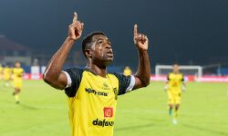 ഐഎസ്എല്ലില്‍ നോര്‍ത്ത് ഈസ്റ്റിന് മേല്‍ ഹൈദരാബാദ് ഗോള്‍ മഴ