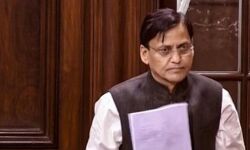 ആള്ക്കൂട്ട ആക്രമണങ്ങളുടെയും കൊല്ലപ്പെട്ടവരുടെയും കണക്കുകളില്ലെന്ന് ആഭ്യന്തര സഹമന്ത്രി പാര്ലമെന്റില് ആള്ക്കൂട്ട ആക്രമണങ്ങളുടെയും കൊല്ലപ്പെട്ടവരുടെയും കണക്കുകളില്ലെന്ന് ആഭ്യന്തര സഹമന്ത്രി പാര്ലമെന്റില്