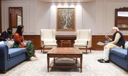 ഐഎംഎഫ് ചീഫ് ഇക്കണോമിസ്റ്റ് ഗീതാ ഗോപിനാഥ് പ്രധാനമന്ത്രിയുമായി കൂടിക്കാഴ്ച നടത്തി ഐഎംഎഫ് ചീഫ് ഇക്കണോമിസ്റ്റ് ഗീതാ ഗോപിനാഥ് പ്രധാനമന്ത്രിയുമായി കൂടിക്കാഴ്ച നടത്തി