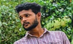 കോട്ടയത്ത് ഫുട്ബോള് പരിശീലനത്തിനിടേ വിദ്യാര്ഥി കുഴഞ്ഞ് വീണ് മരിച്ചു കോട്ടയത്ത് ഫുട്ബോള് പരിശീലനത്തിനിടേ വിദ്യാര്ഥി കുഴഞ്ഞ് വീണ് മരിച്ചു