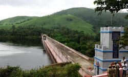 മുല്ലപ്പെരിയാറില്‍ അടിയന്തര ഇടപെടല്‍ വേണം; തമിഴ്‌നാടിന് കത്തയച്ച് കേരളം