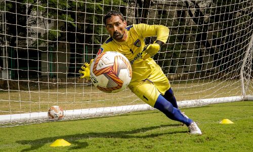 കരണ്‍ജിത്ത് സിങ് ഇനി കേരളാ ബ്ലാസ്റ്റേഴ്‌സിന് സ്വന്തം