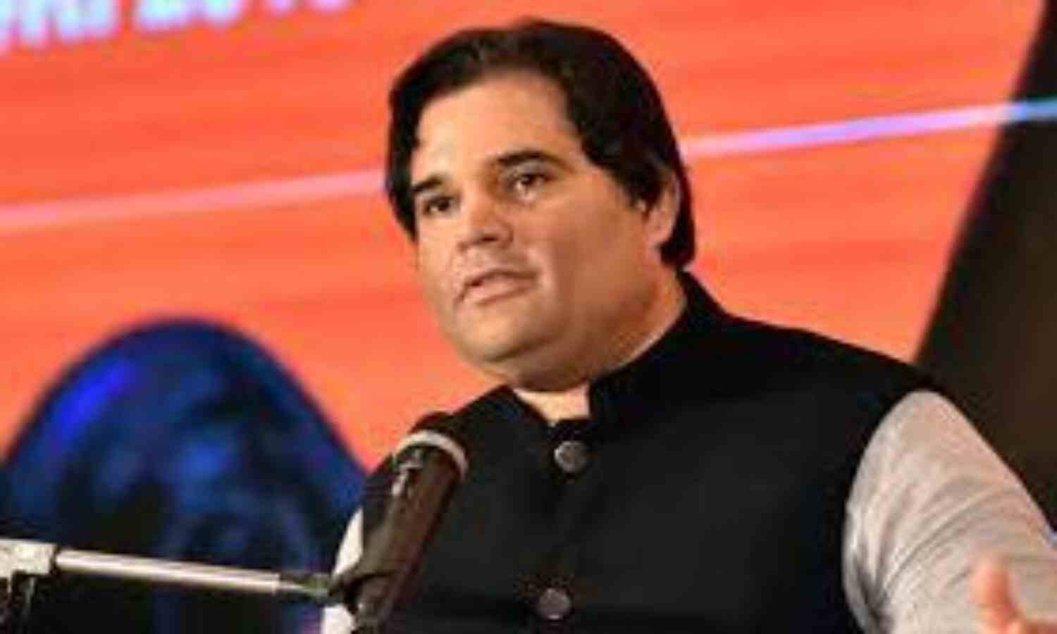 താനൊരു വിപ്ലവകാരിയായതിനാല് അനീതി കണ്ടുനില്ക്കാനാവില്ലെന്നും വരുണ് ഗാന്ധി താനൊരു വിപ്ലവകാരിയായതിനാല് അനീതി കണ്ടുനില്ക്കാനാവില്ലെന്നും വരുണ് ഗാന്ധി