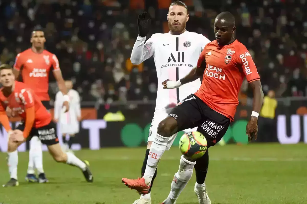 റാമോസിന് പിഎസ്ജിയിലെ ആദ്യ ചുവപ്പ് കാര്‍ഡ്; ഫ്രഞ്ച് ലീഗില്‍ സമനില മാത്രം