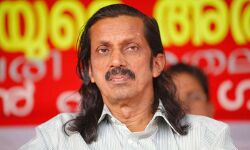 രാഷ്ട്രീയക്കാർ പറയുന്നവരെ പ്രതികളാക്കുന്നു; പോലിസിനെതിരേ പന്ന്യൻ രവീന്ദ്രൻ