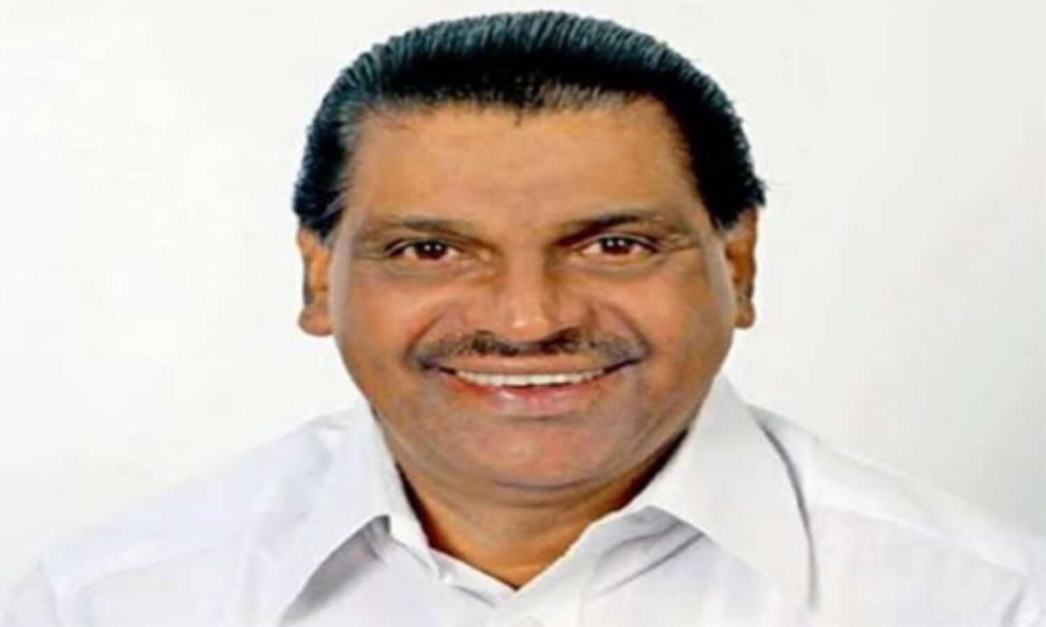 കെപിസിസി അച്ചടക്ക സമിതി പ്രഖ്യാപിച്ചു; മൂന്നംഗ സമിതിയുടെ അദ്ധ്യക്ഷനായി തിരുവഞ്ചൂര് രാധാകൃഷ്ണന് കെപിസിസി അച്ചടക്ക സമിതി പ്രഖ്യാപിച്ചു; മൂന്നംഗ സമിതിയുടെ അദ്ധ്യക്ഷനായി തിരുവഞ്ചൂര് രാധാകൃഷ്ണന്