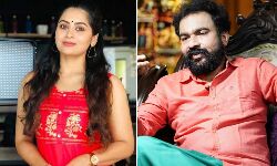 ചോദ്യം ചെയ്യല്‍ നാലു മണിക്കൂറോളം നീണ്ടു; മോന്‍സന്റെ വീട്ടില്‍പോയത് നൃത്തപരിപാടിക്കെന്ന് ശ്രുതി ലക്ഷ്മി