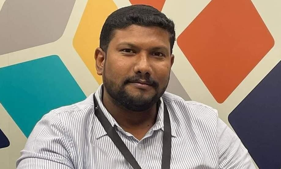 മലയാളി യുവാവ് ഹൃദയാഘാതം മൂലം ഒമാനില് മരിച്ചു മലയാളി യുവാവ് ഹൃദയാഘാതം മൂലം ഒമാനില് മരിച്ചു