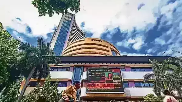 ബാങ്ക് ഓഹരികളില് വന് കുതിപ്പ്; സെന്സെക്സ് വീണ്ടും 60,000 കടന്നു ബാങ്ക് ഓഹരികളില് വന് കുതിപ്പ്; സെന്സെക്സ് വീണ്ടും 60,000 കടന്നു