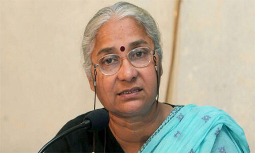 കെ റെയിലിനെ ജെ റെയില് എന്നാണ് വിളിക്കേണ്ടത്:മേധാ പട്കര് കെ റെയിലിനെ ജെ റെയില് എന്നാണ് വിളിക്കേണ്ടത്:മേധാ പട്കര്