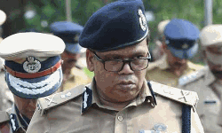 നടിയെ ആക്രമിച്ച കേസ് അട്ടിമറി: ലോകനാഥ് ബഹ്റക്കെതിരേ നടപടി സ്വീകരിക്കണമെന്ന് വെല്ഫെയര് പാര്ട്ടി നടിയെ ആക്രമിച്ച കേസ് അട്ടിമറി: ലോകനാഥ് ബഹ്റക്കെതിരേ നടപടി സ്വീകരിക്കണമെന്ന് വെല്ഫെയര് പാര്ട്ടി