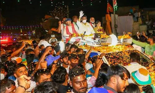 കോണ്ഗ്രസ് പദയാത്ര കൊവിഡ് വ്യാപനത്തിന് കാരണമാവുന്നു; ആരോപണവുമായി കര്ണാടക ആരോഗ്യമന്ത്രി കോണ്ഗ്രസ് പദയാത്ര കൊവിഡ് വ്യാപനത്തിന് കാരണമാവുന്നു; ആരോപണവുമായി കര്ണാടക ആരോഗ്യമന്ത്രി