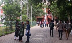 കൊവിഡ്; സംസ്ഥാനത്ത് കോളജുകള്‍ വീണ്ടും ഓണ്‍ലൈനിലേക്ക് മാറ്റിയേക്കും