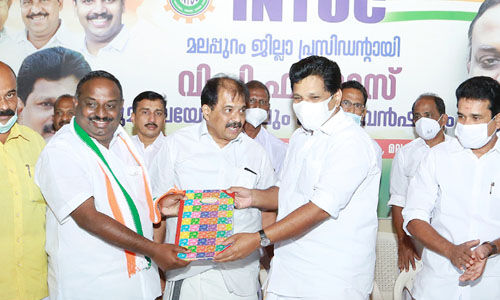 കേരള പോലിസ് സിപിഎം സേനയായി അധപതിച്ചുവെന്ന് എ പി അനില്കുമാര് എംഎല്എ കേരള പോലിസ് സിപിഎം സേനയായി അധപതിച്ചുവെന്ന് എ പി അനില്കുമാര് എംഎല്എ