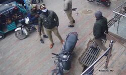 ഡോ. കഫീല്‍ ഖാന്റെ വീട്ടില്‍ വീണ്ടും പോലിസ് റെയ്ഡ്