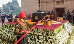 เดเดฐเต เดเตเดตเดพเดฒเดเดณเตเด เดฒเดฏเดฟเดชเตเดชเดฟเดเตเดเต; เด
เดฎเดฐเตโ เดเดตเดพเดจเตโ เดเตเดฏเตเดพเดคเดฟ เดฆเตเดถเตเดฏ เดฏเตเดฆเตเดง เดธเตเดฎเดพเดฐเดเดคเตเดคเดฟเดฒเตเดเตเดเต เดฎเดพเดฑเตเดฑเดฟ เดเดฐเต เดเตเดตเดพเดฒเดเดณเตเด เดฒเดฏเดฟเดชเตเดชเดฟเดเตเดเต; เด
เดฎเดฐเตโ เดเดตเดพเดจเตโ เดเตเดฏเตเดพเดคเดฟ เดฆเตเดถเตเดฏ เดฏเตเดฆเตเดง เดธเตเดฎเดพเดฐเดเดคเตเดคเดฟเดฒเตเดเตเดเต เดฎเดพเดฑเตเดฑเดฟ